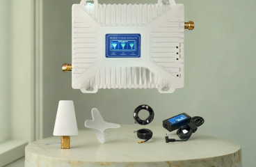Phone signal booster repeater